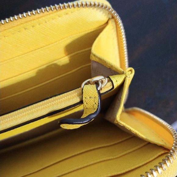 Michael Kors Pyramid Studded Zip Up Wallet Citrus Yellow and Gold - Picture 7 of 9